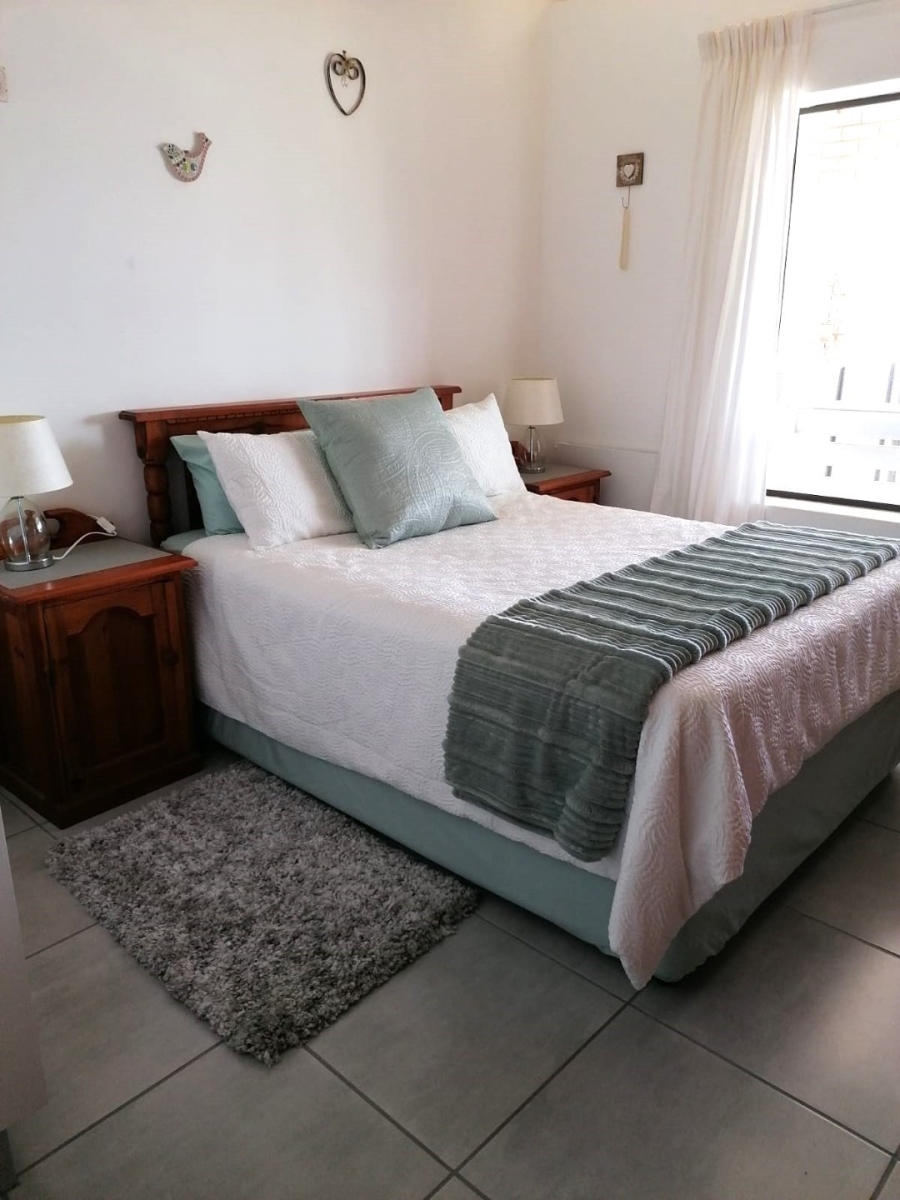 To Let 2 Bedroom Property for Rent in Tergniet Western Cape